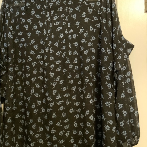 Addition Elle Blouse - Picture 9 of 10